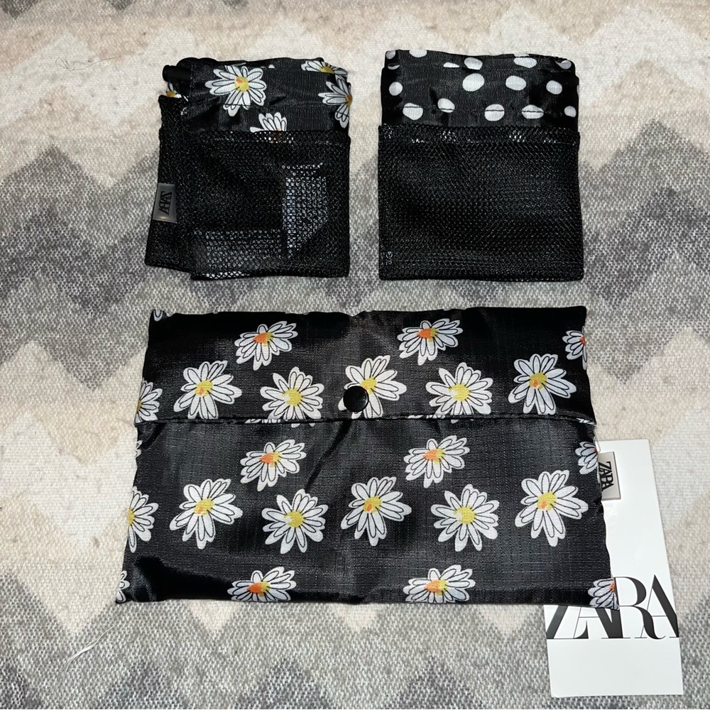 Zara PACK OF 2 PRINTED BAGS - Picture 7 of 12